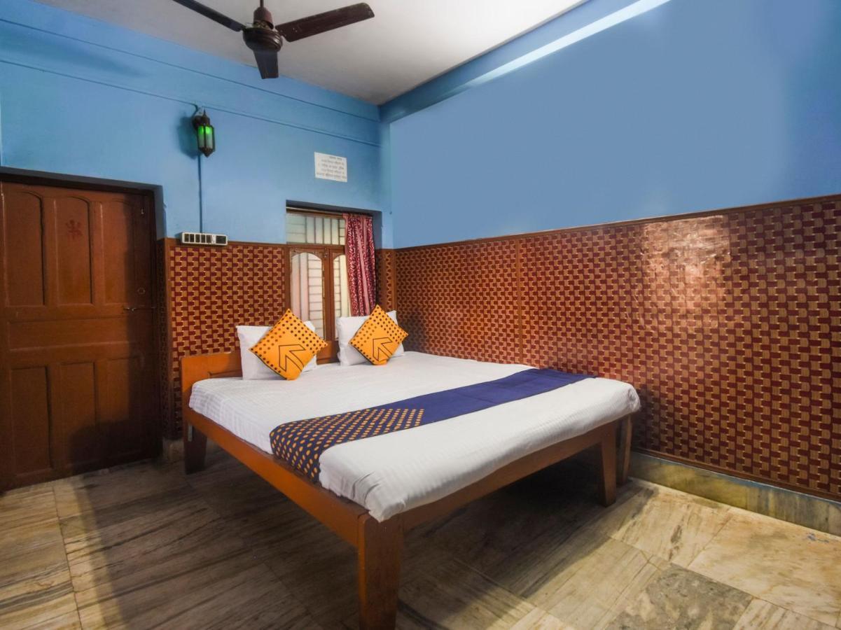 Oyo Flagship 74392 Hotel Mahesh Residency Hyderabad Esterno foto