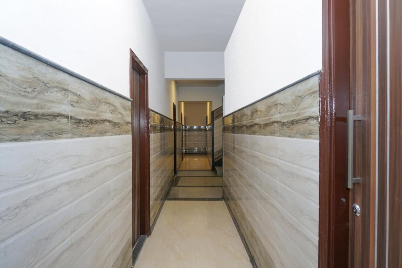 Oyo Flagship 74392 Hotel Mahesh Residency Hyderabad Esterno foto