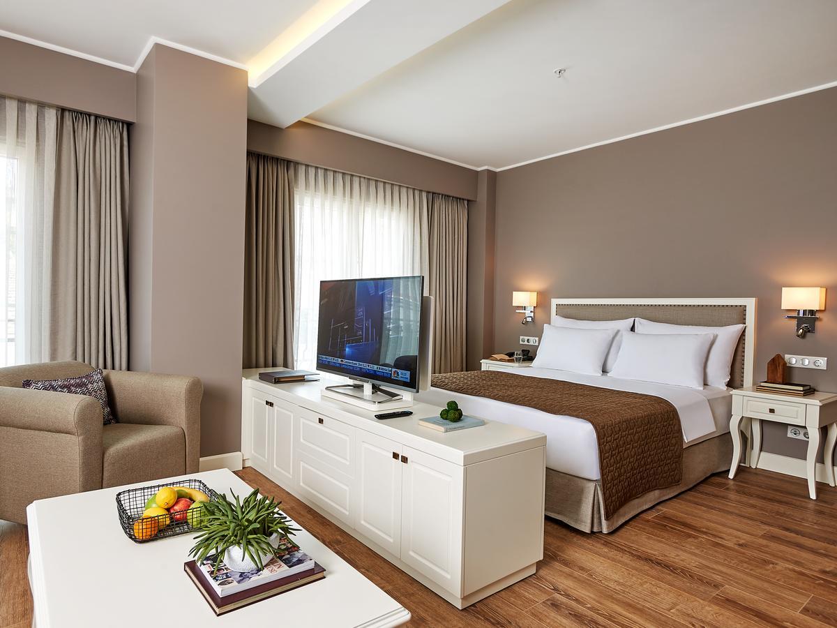 Oyo Flagship 74392 Hotel Mahesh Residency Hyderabad Esterno foto